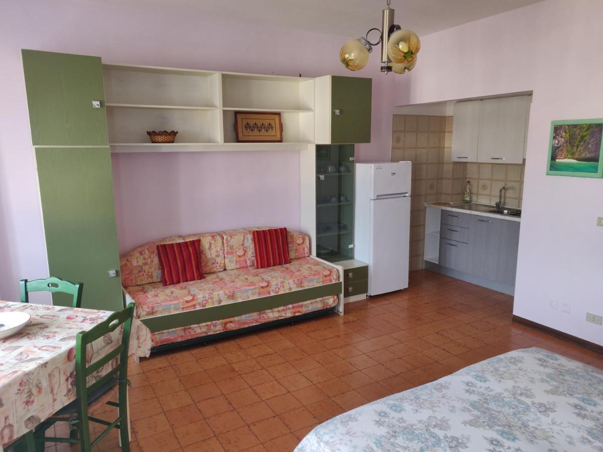 Apartamento Residenza Il Poggio San Bartolomeo Al Mare Exterior foto