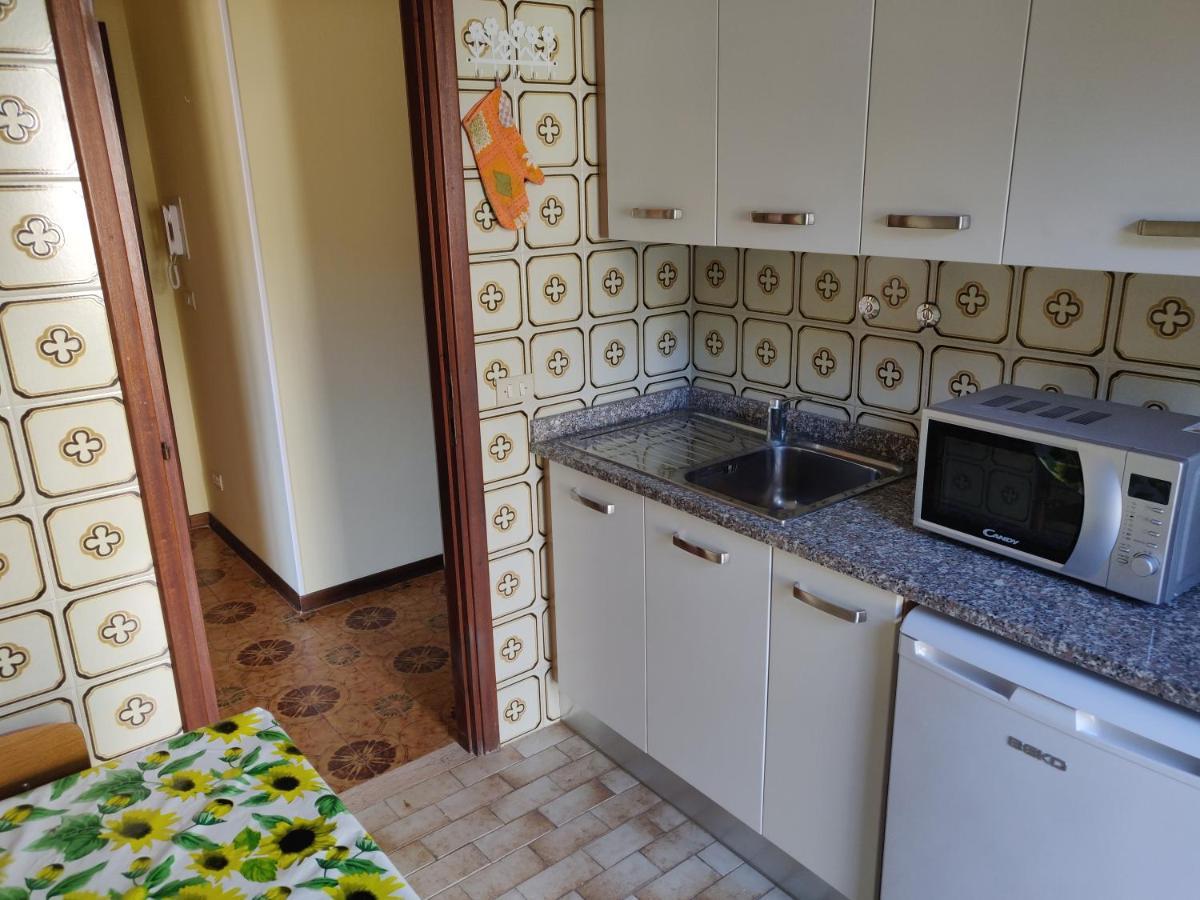 Apartamento Residenza Il Poggio San Bartolomeo Al Mare Exterior foto